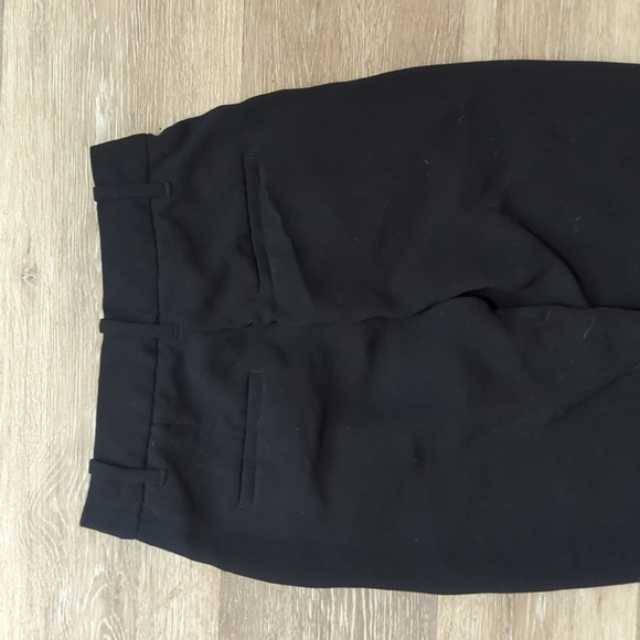 Aritzia Wilfred Effortless Pant Short - Size 00 - Picture 3 of 3